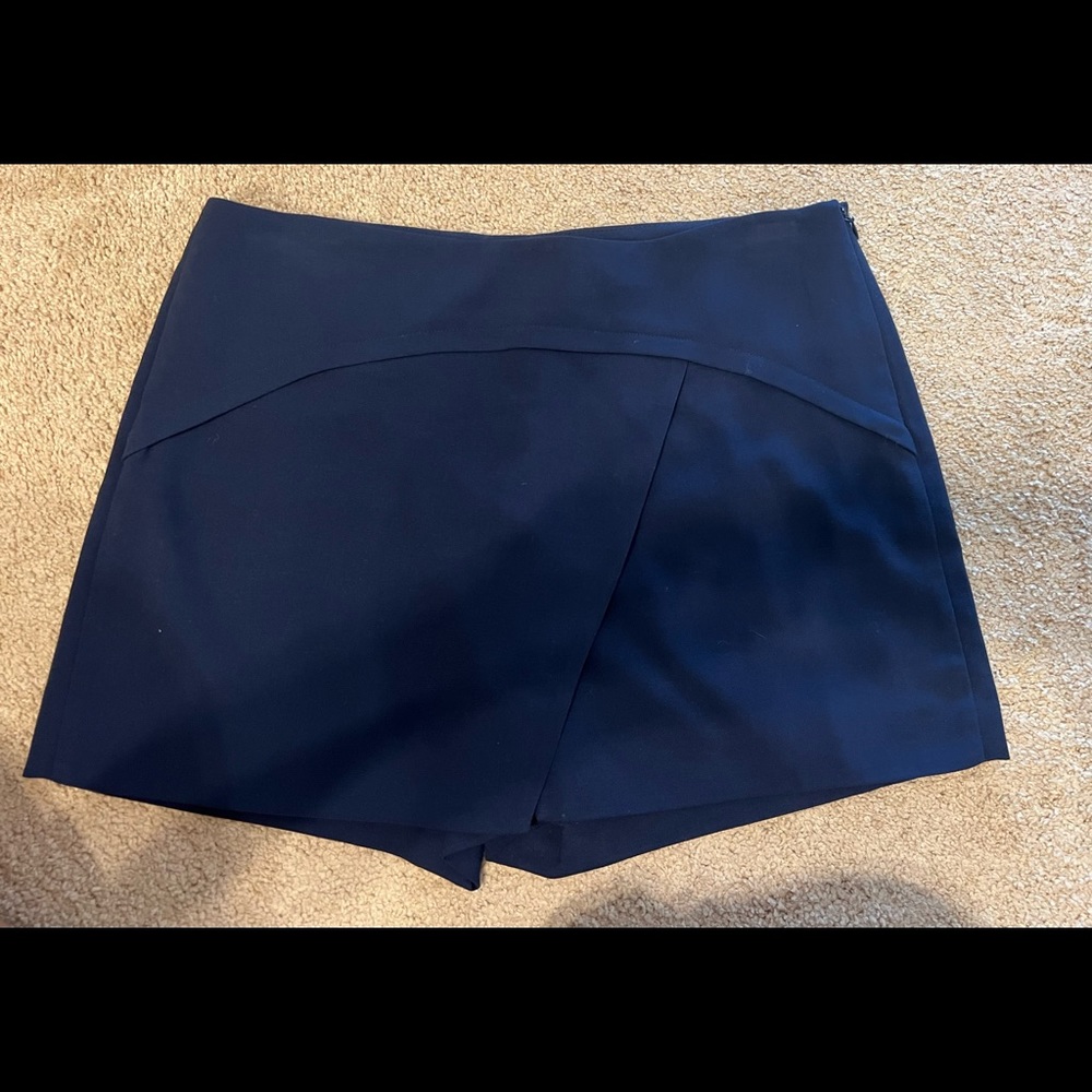 Bcbgmaxazria Skirts | Bcbg Skort |